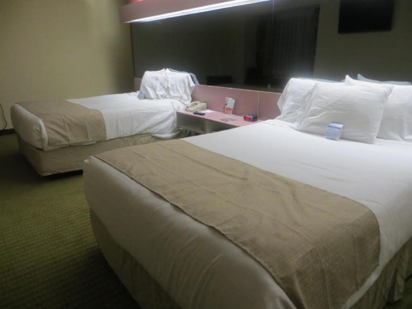 Cedar Bluff Inn image 13